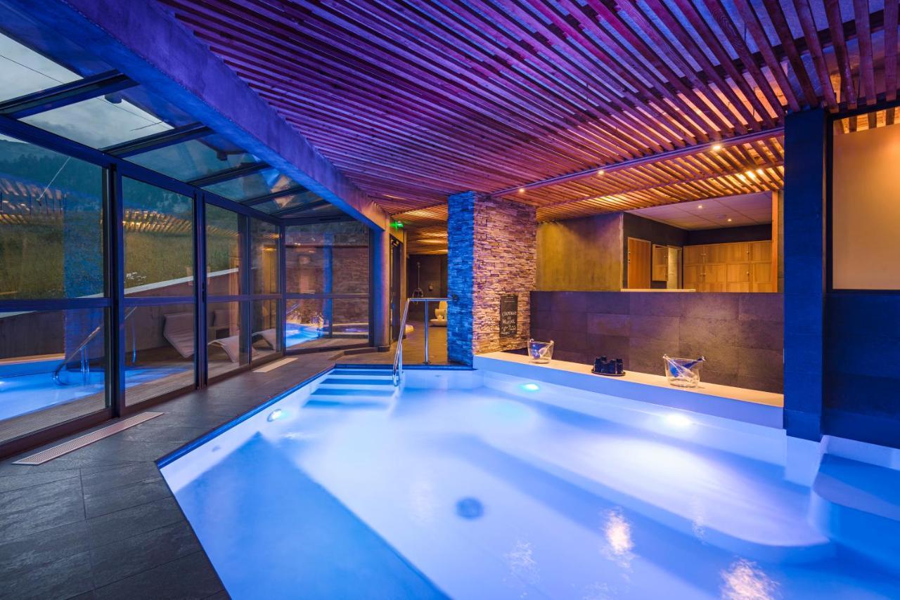 L'Etesy, rénové en 2021, pied des pistes et spa Monginevro Esterno foto