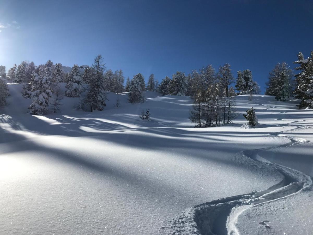 L'Etesy, rénové en 2021, pied des pistes et spa Monginevro Esterno foto