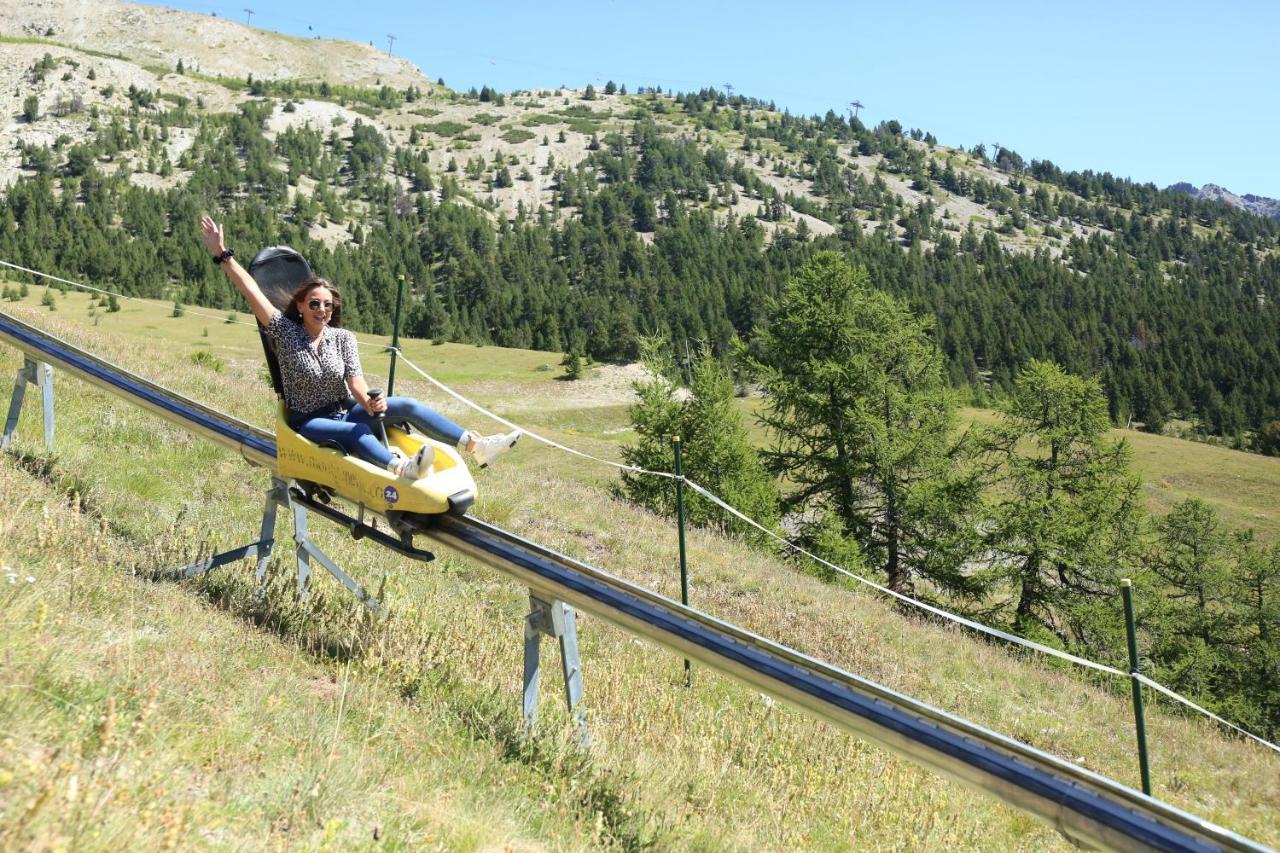 L'Etesy, rénové en 2021, pied des pistes et spa Monginevro Esterno foto